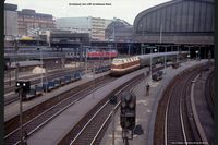 Hamburg Hbf_DR 118 341 + DB 220 xxx-2_00-00-197x_Hensel_bearb1